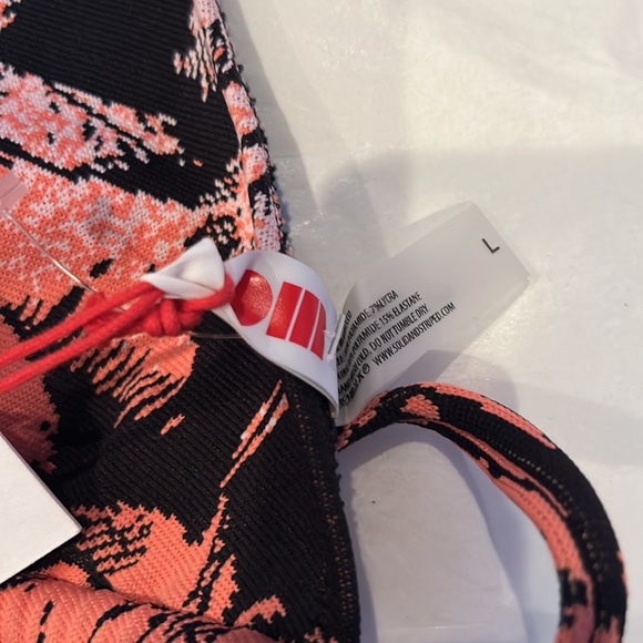 NWT ANTHRO SOLID & STRIPED the iris top in ombré palm blackout size large - Picture 7 of 8